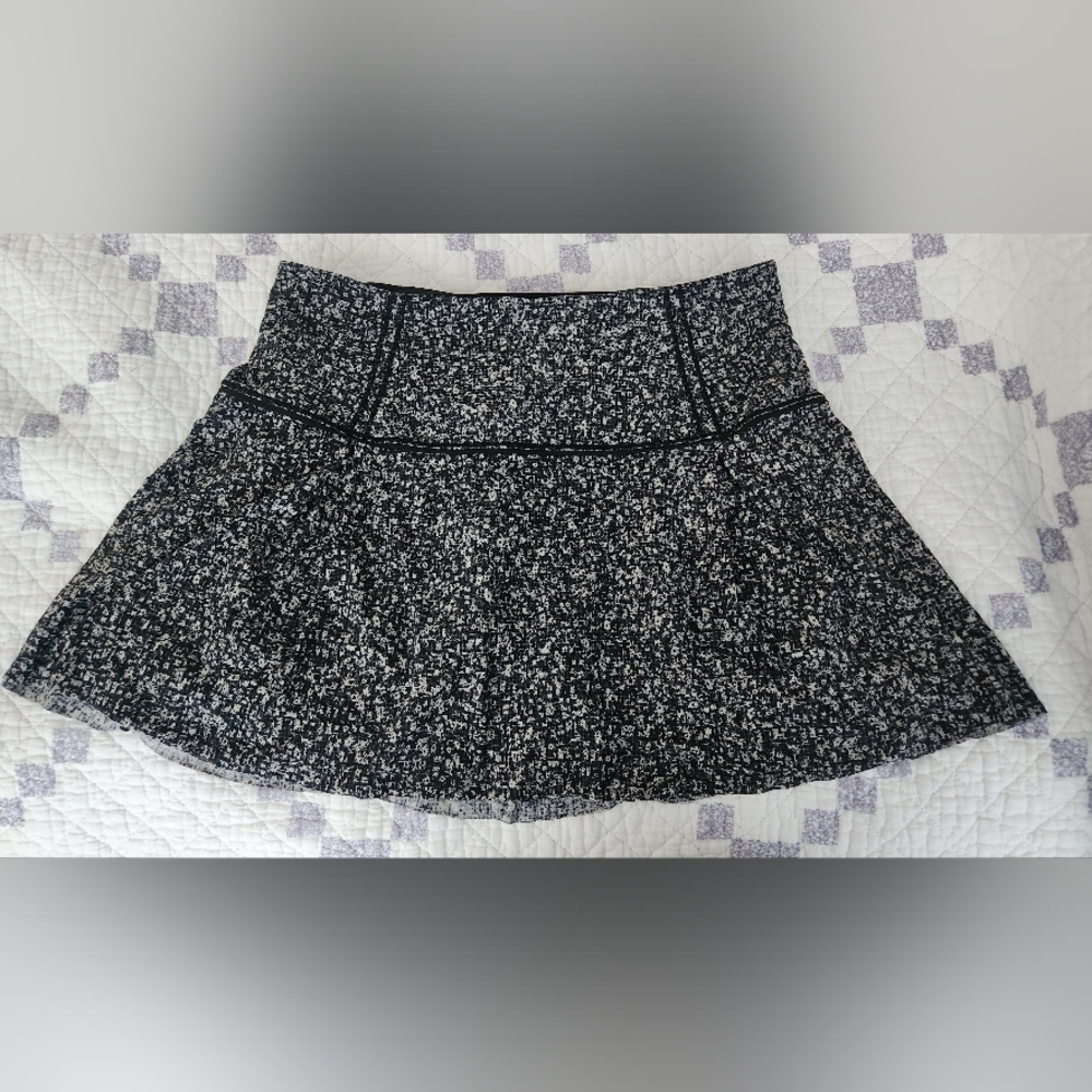 Lululemon Lost In Pace Skort - Size 8 Tall